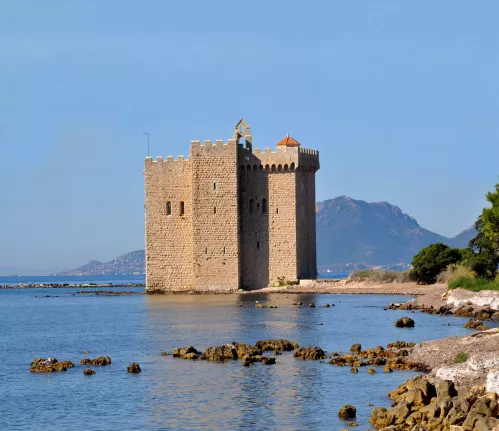 Antibes to Olbia - Luxury Charter Itinerary | C&N