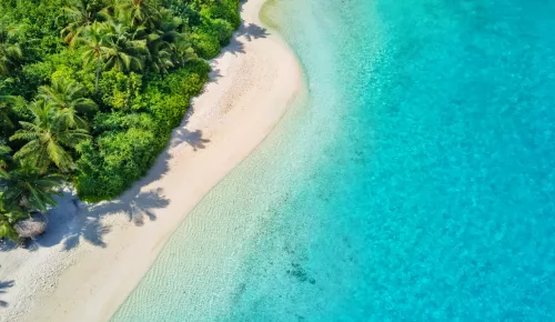 The Maldives - Luxury Charter Itinerary | C&N