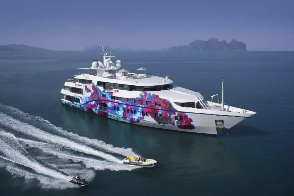 SALUZI Luxury Motor Yacht for Charter | C&N