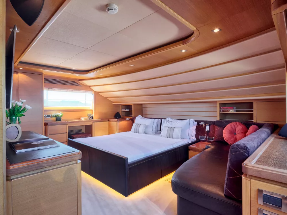SEVEN S - Luxury Motor Yacht For Sale - Master cabin - Img 1 | C&N
