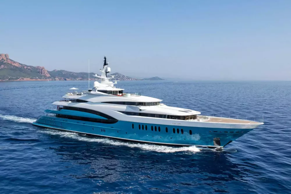 SUNRAYS Luxury Motor Yacht for Charter | C&N